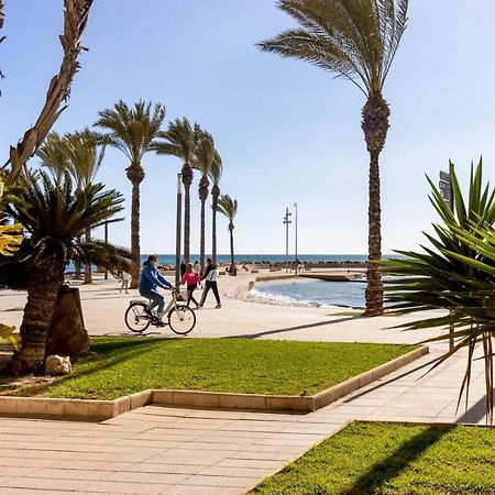Cozy Appartment Torrevieja At Irina Kültér fotó