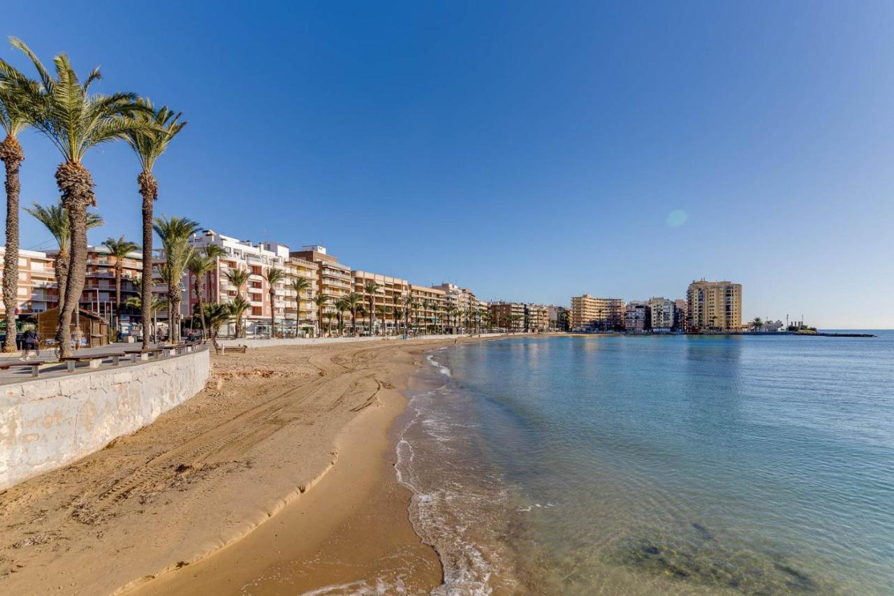 Cozy Appartment Torrevieja At Irina Kültér fotó