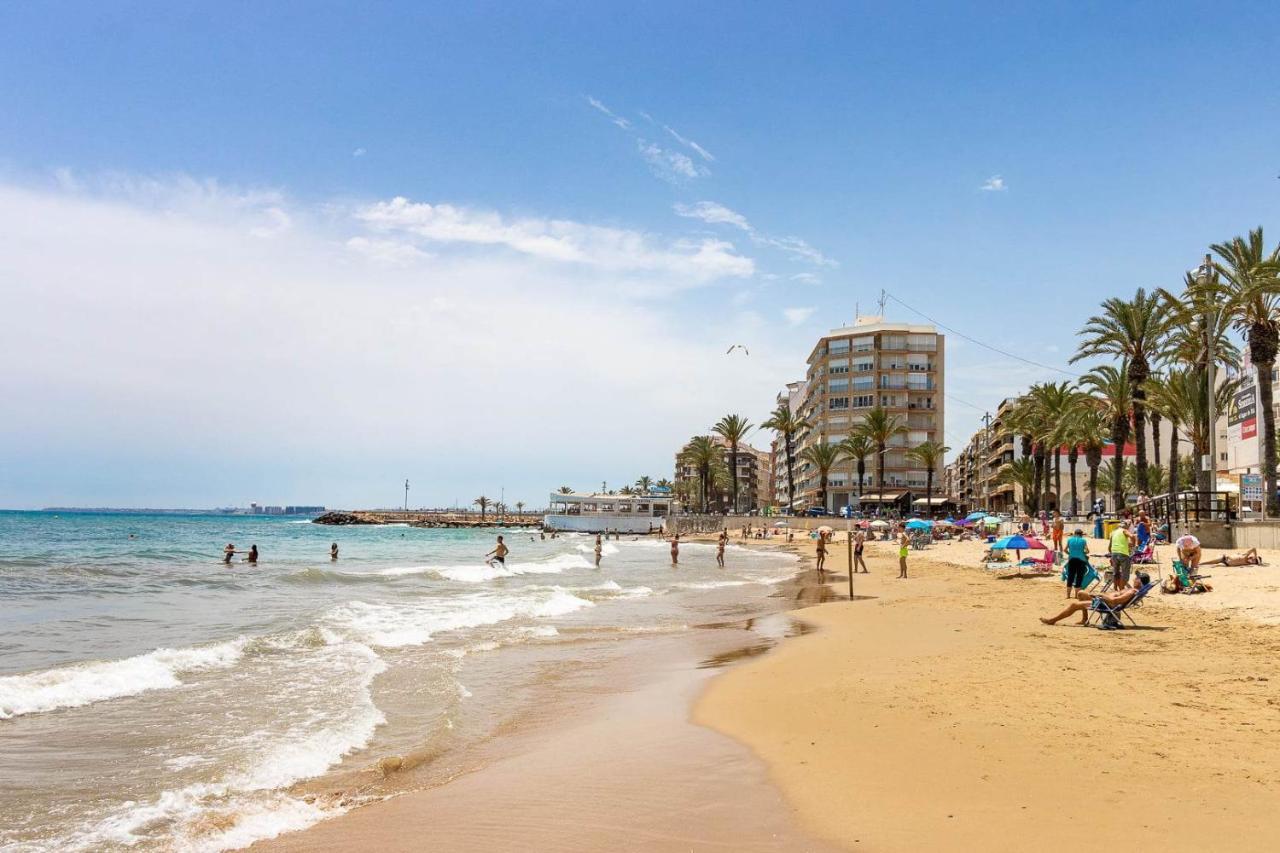Cozy Appartment Torrevieja At Irina Kültér fotó