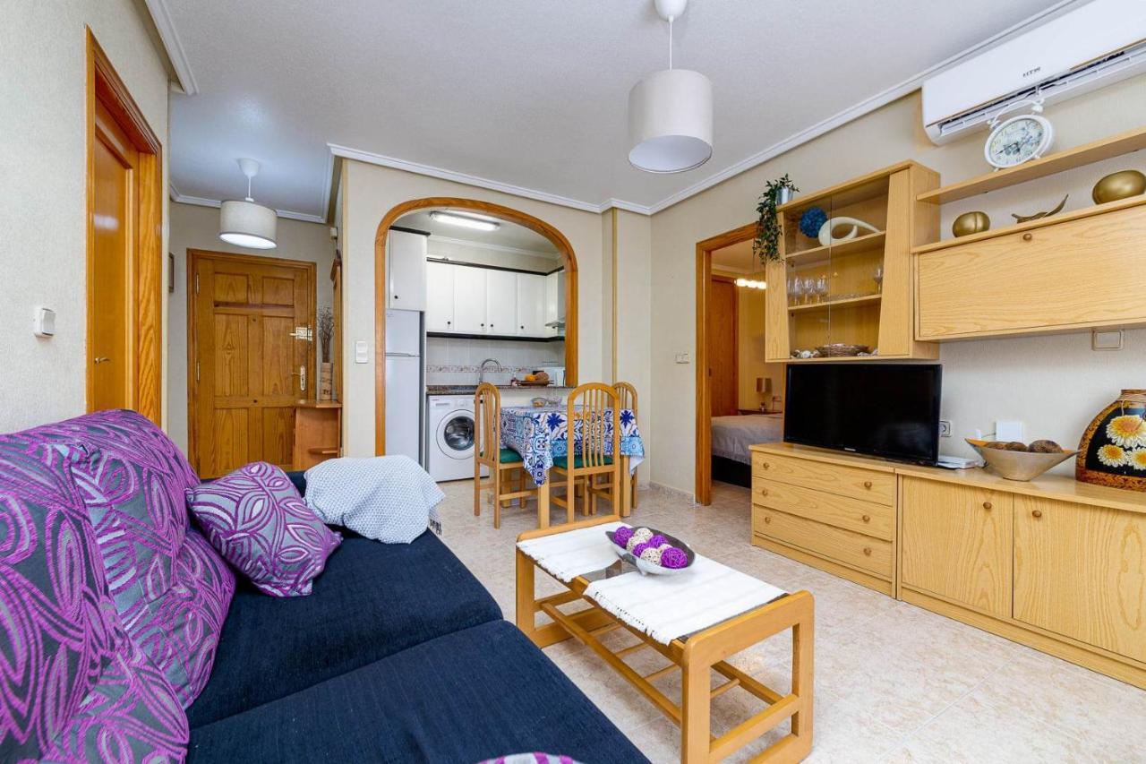 Cozy Appartment Torrevieja At Irina Kültér fotó